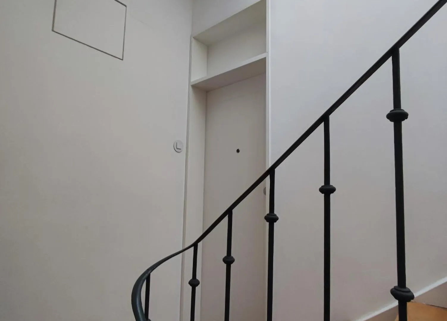 Lisbon T1 Balcony W River Views, R Cidade Cardiff, Lisbon Apartment